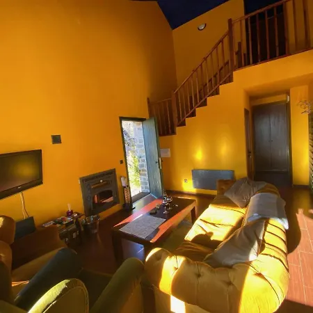 Apartamentos Duplex En Casa Rural Fundanal En Hoz De Jaca Buitenkant foto